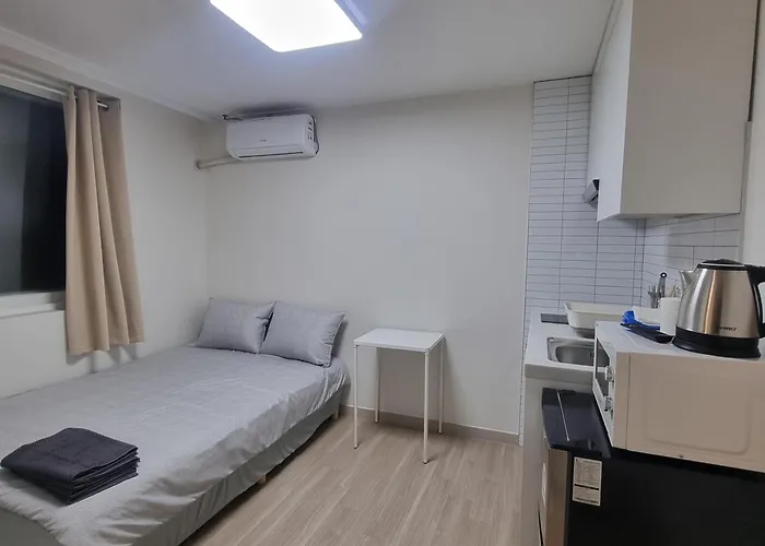 Casa de hóspedes Namsan Rooftop 3*