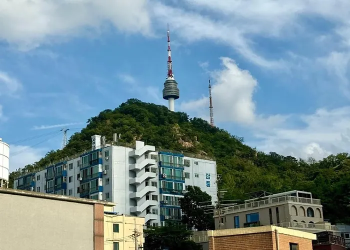 Namsan Rooftop 3*
